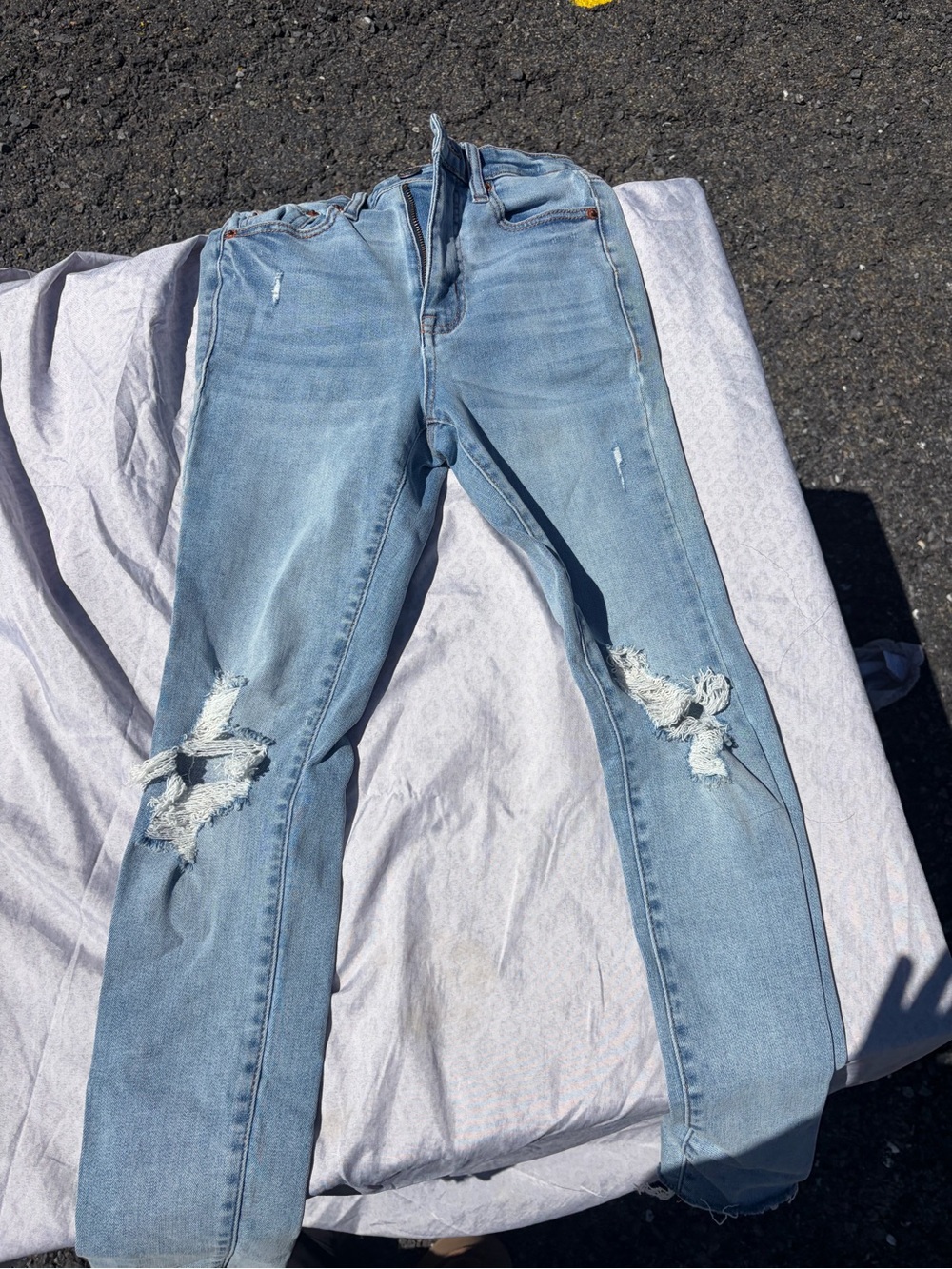Aeropostale Light Blue Distressed Skinny Jeans